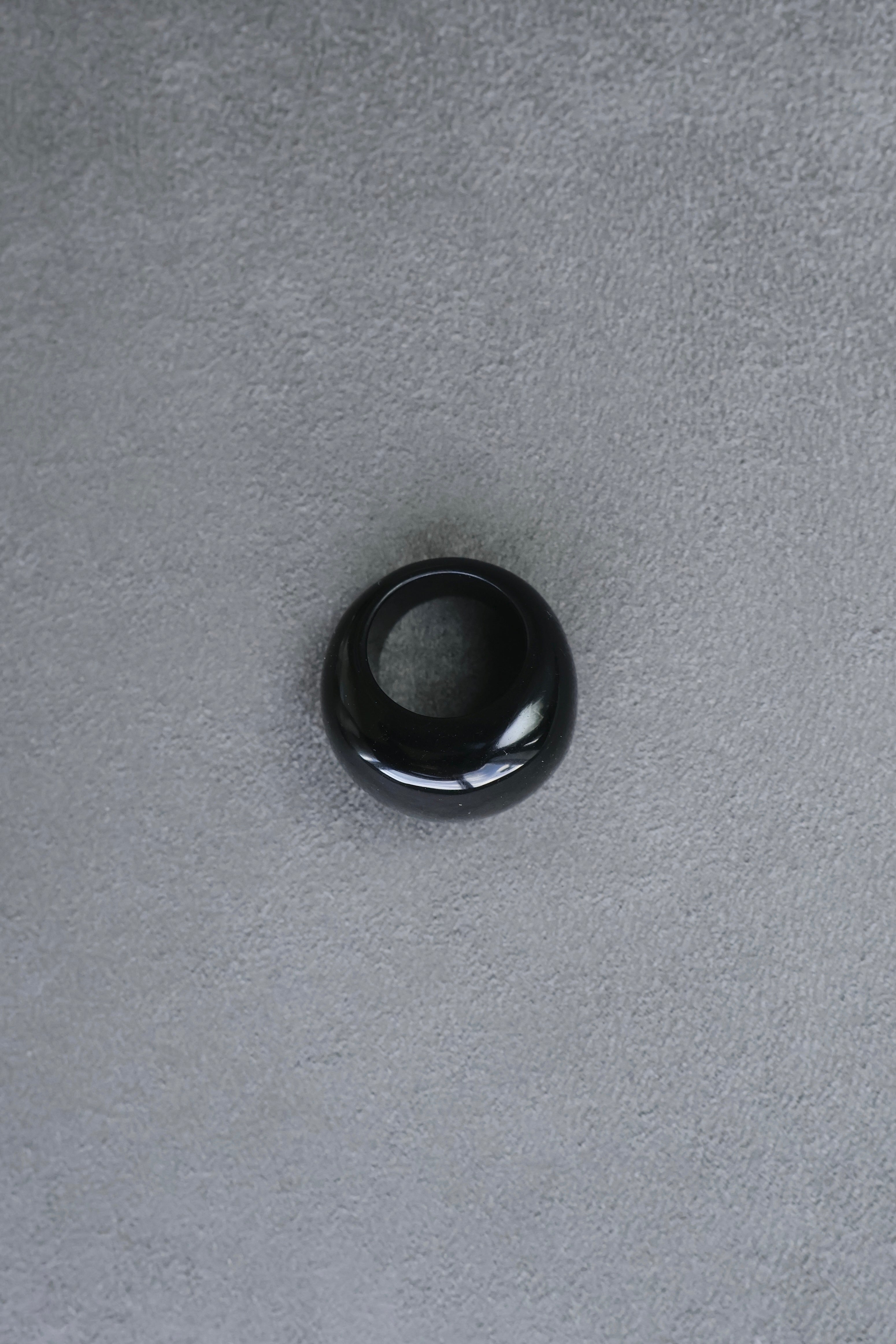 Forma Stone Ring in Onyx