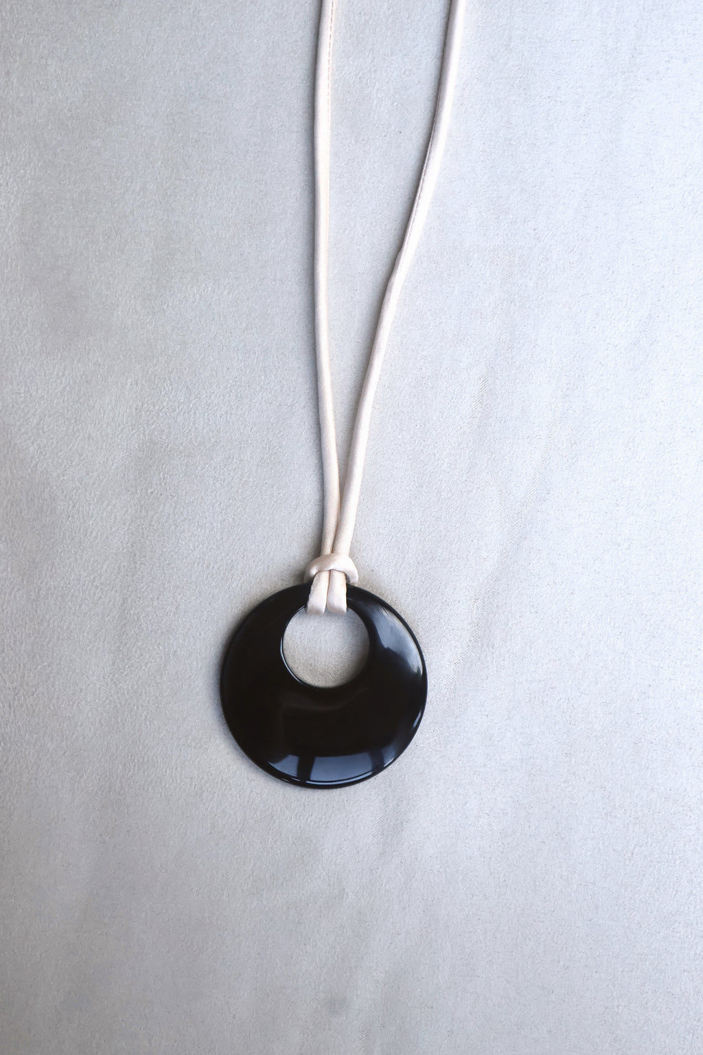 Valentina Necklace in Champagne